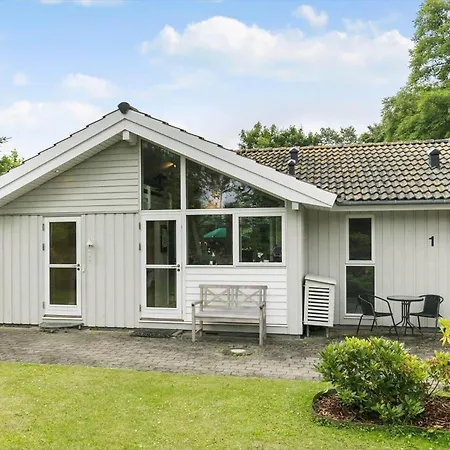 1481-n-tisvildeleje-bakkefrydvej-1 *